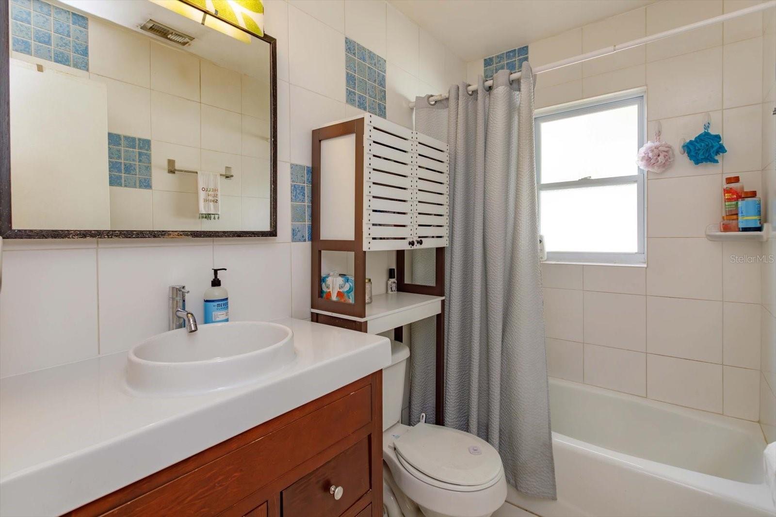 Image 19 of 26 For 902 Nicole Boulevard