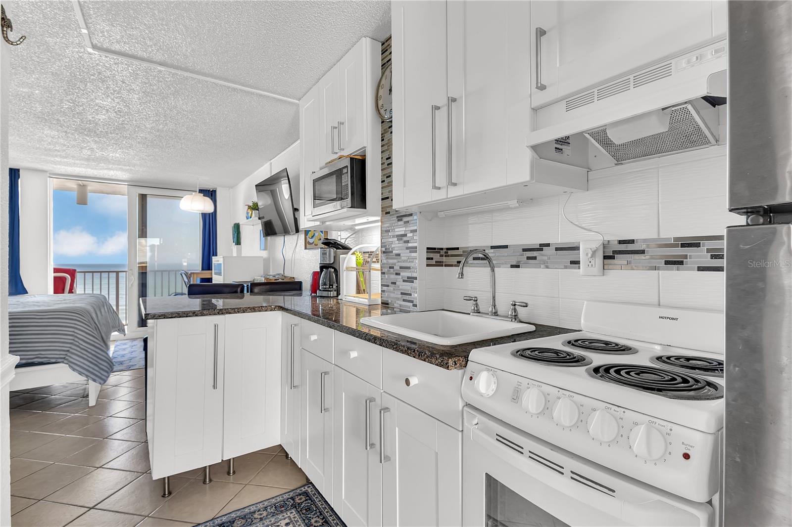 Image 8 of 24 For 701 Atlantic Avenue 508