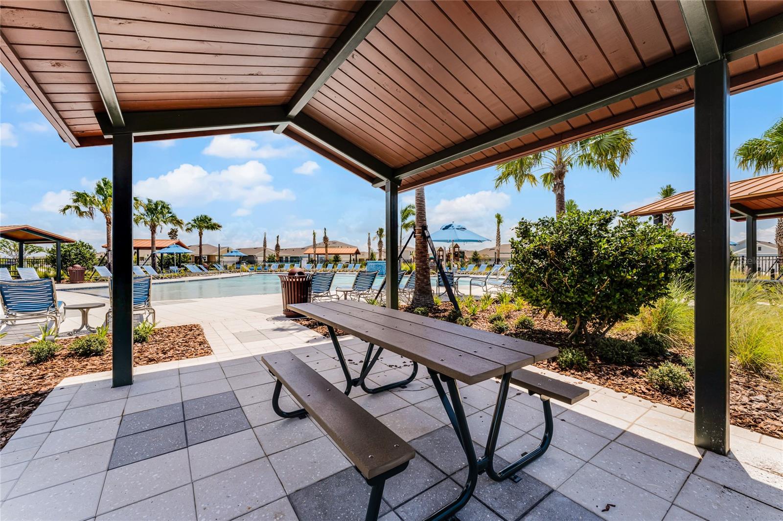 Image 59 of 65 For 1540 Park Side Avenue