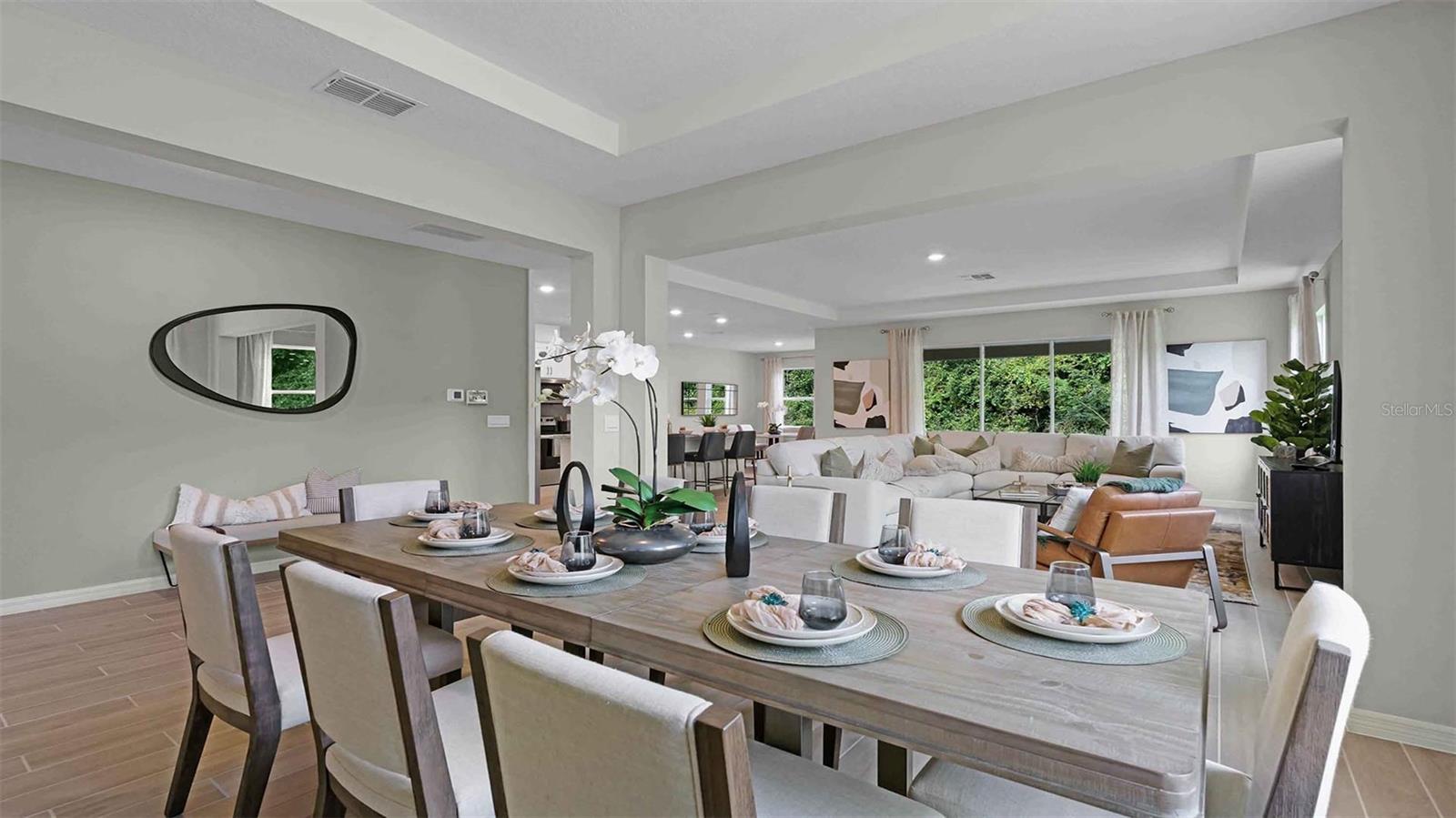 Image 9 of 65 For 1540 Park Side Avenue