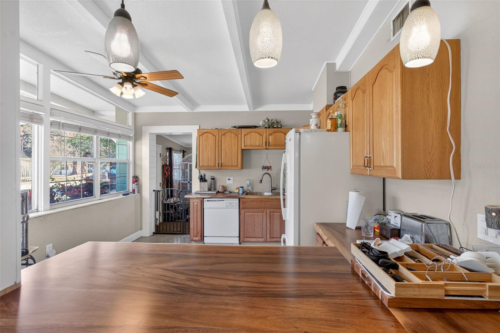 Image 10 of 38 For 464 Judy Street