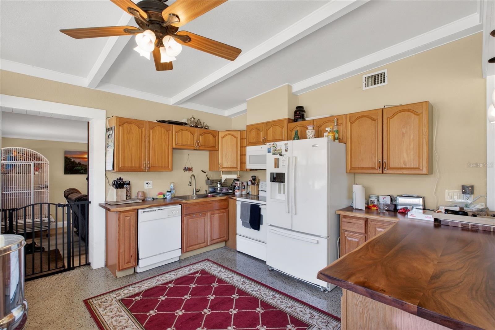 Image 11 of 38 For 464 Judy Street