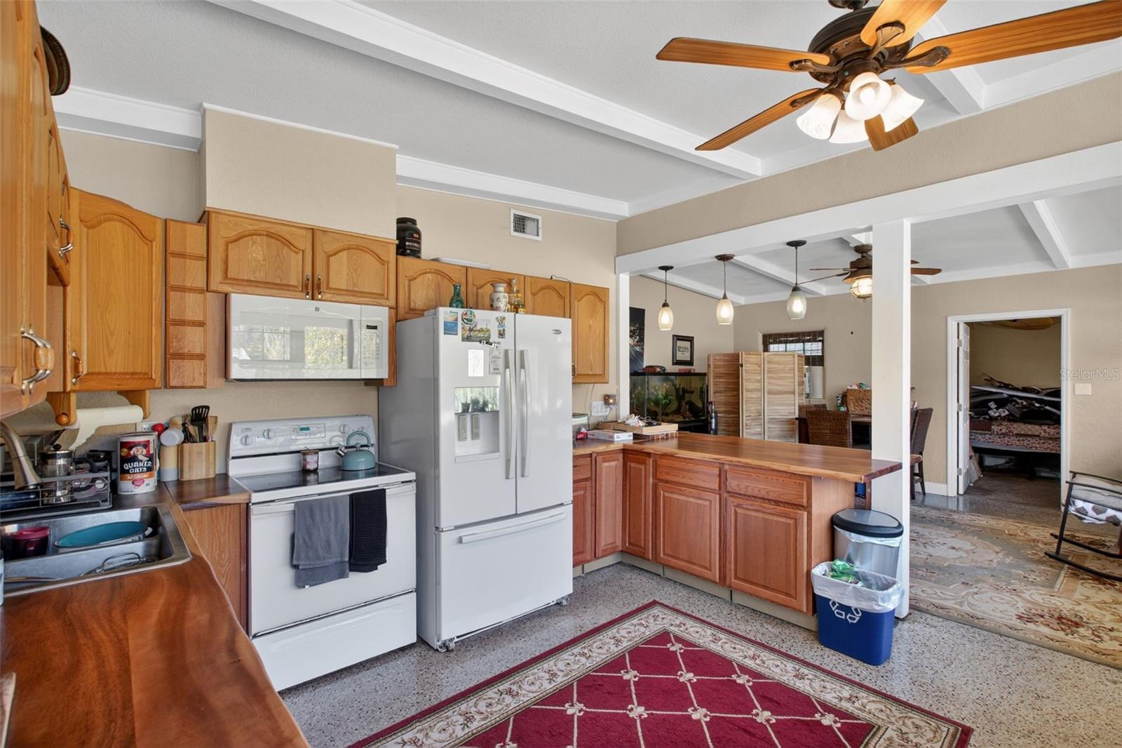 Image 12 of 38 For 464 Judy Street