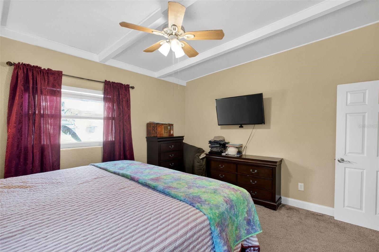 Image 30 of 38 For 464 Judy Street