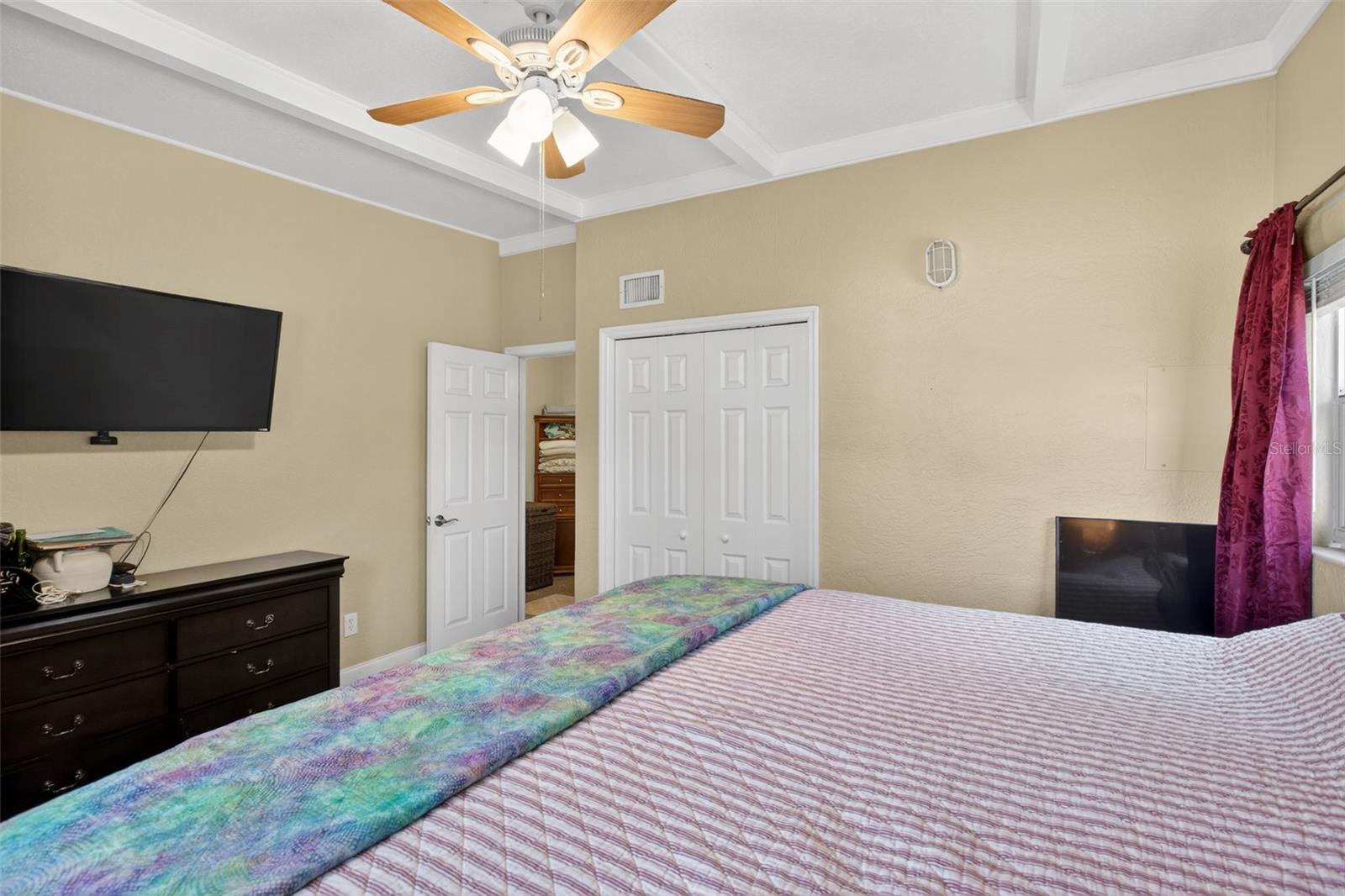 Image 31 of 38 For 464 Judy Street