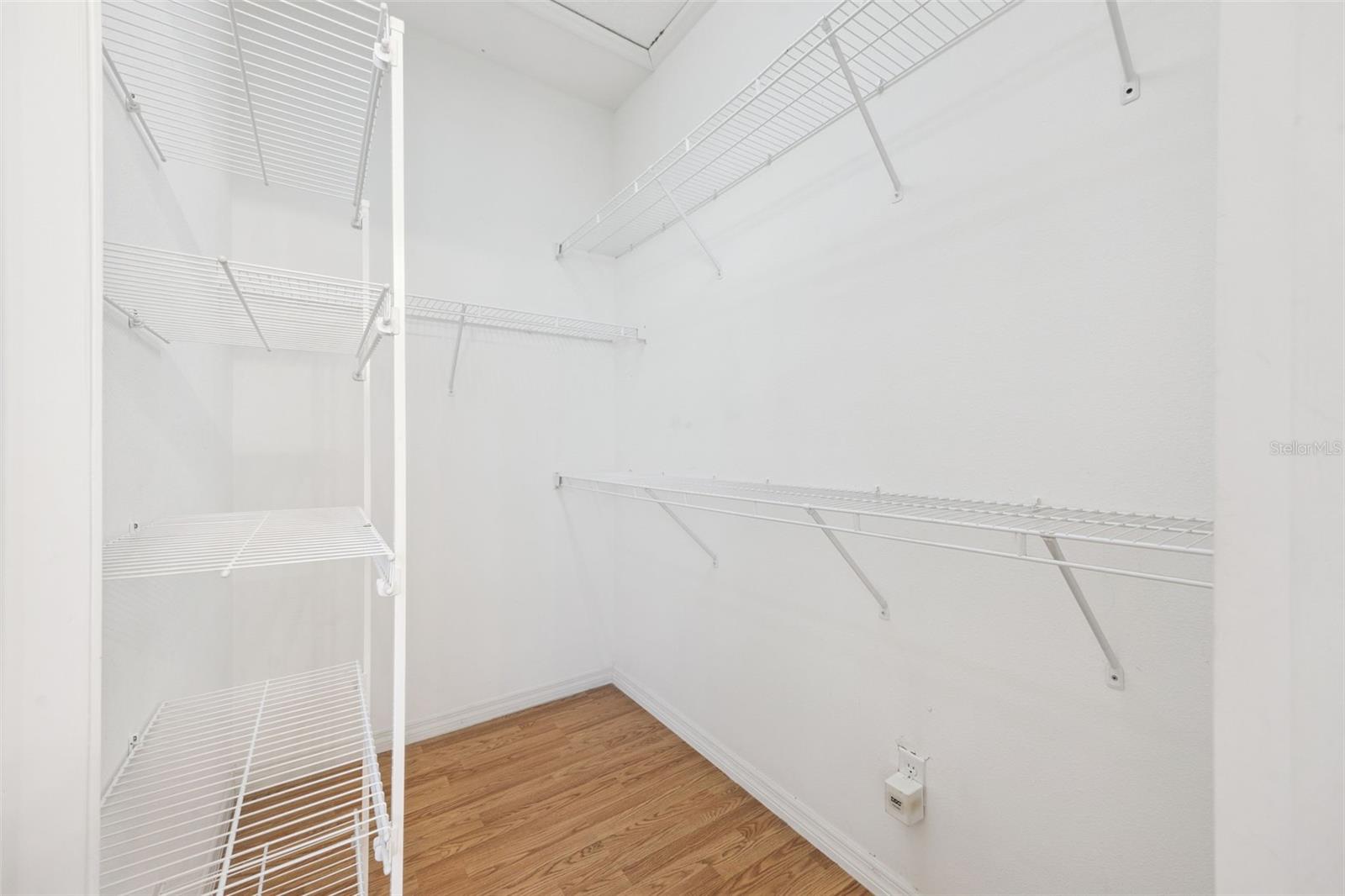 Image 17 of 35 For 8356 Baywood Vista Drive