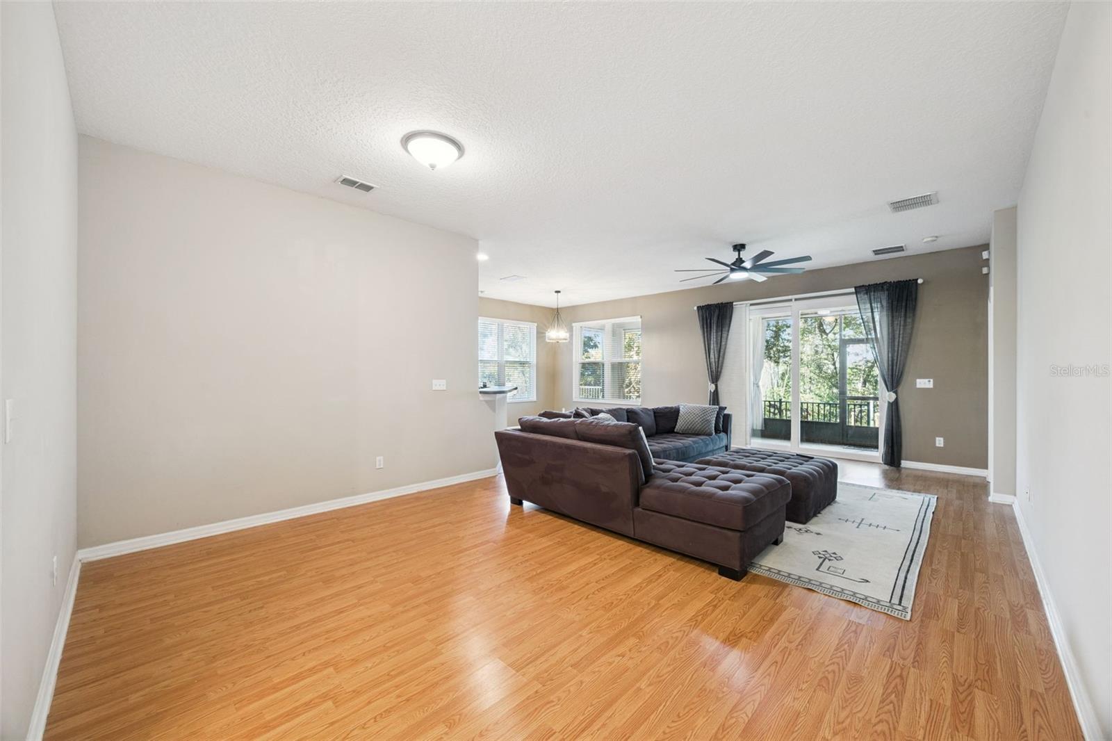 Image 6 of 35 For 8356 Baywood Vista Drive