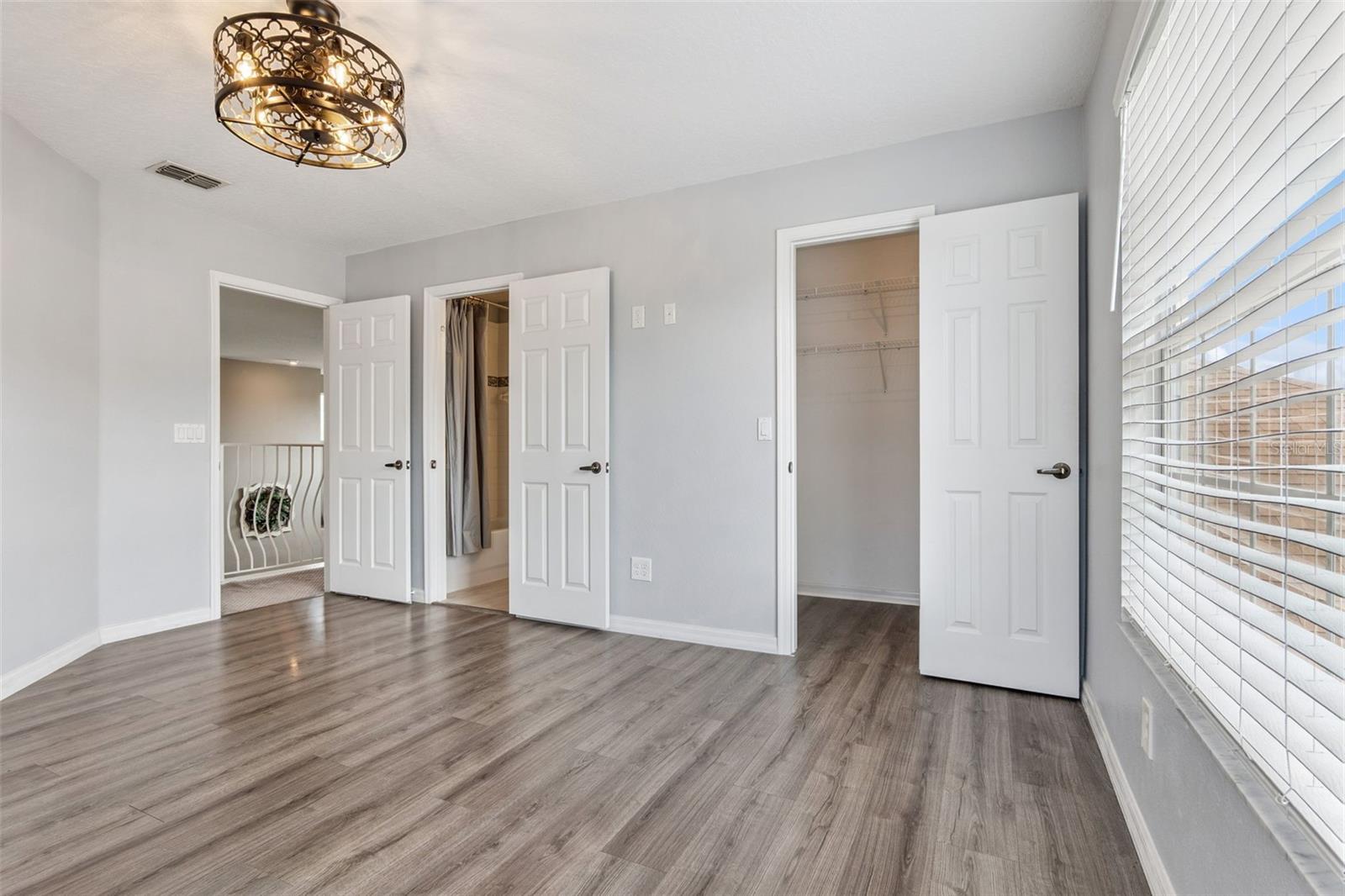 Image 20 of 43 For 12002 Shadowbrook Lane