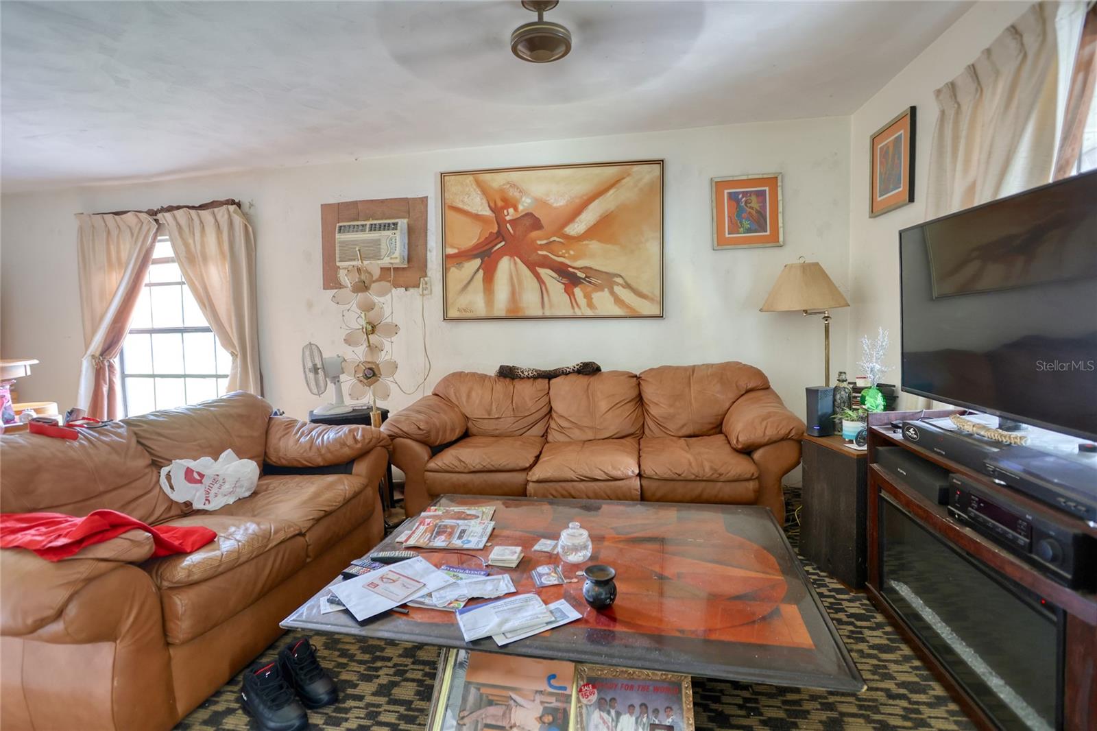 Image 3 of 18 For 538 Loomis Avenue