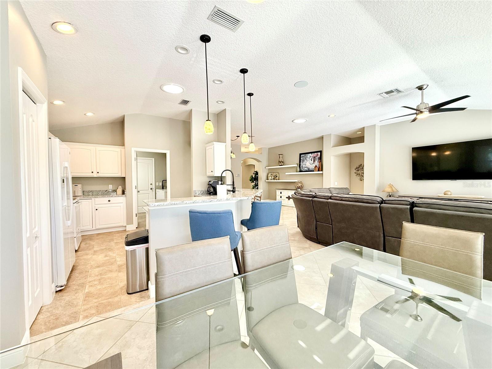 Image 15 of 60 For 3088 Berwyn Way