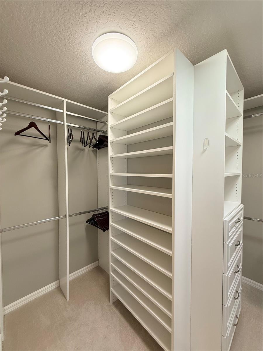 Image 33 of 60 For 3088 Berwyn Way