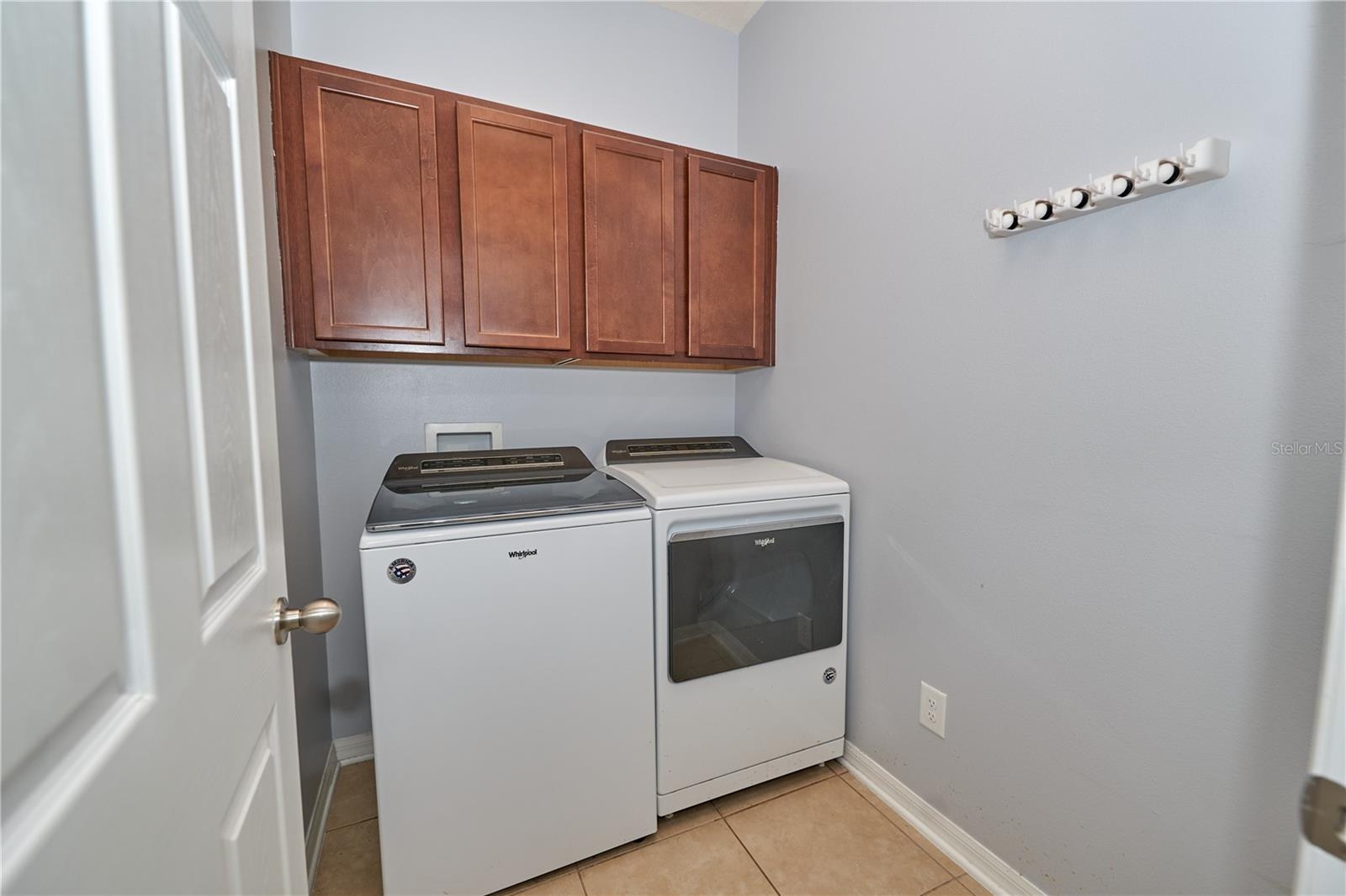 Image 19 of 47 For 2535 Hunley Loop