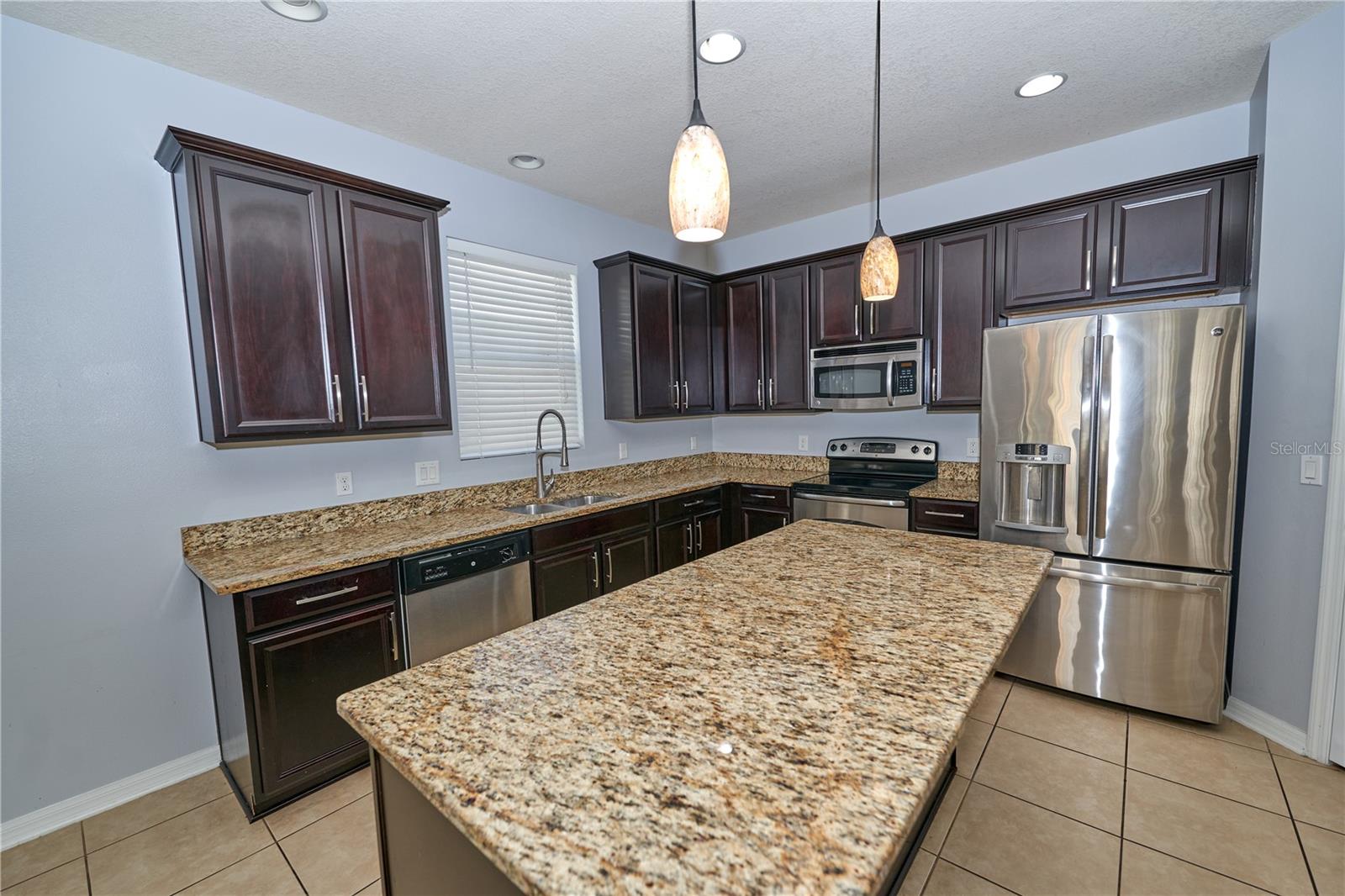 Image 21 of 47 For 2535 Hunley Loop