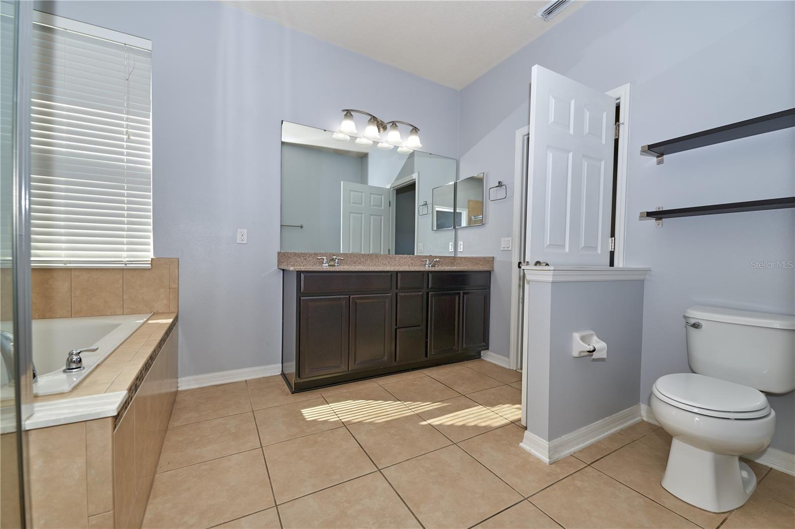 Image 30 of 47 For 2535 Hunley Loop