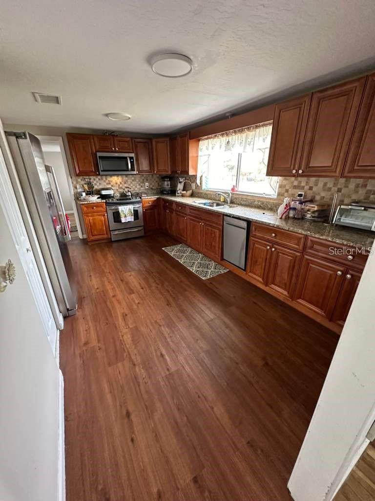 Image 3 of 12 For 1509 Tate Street