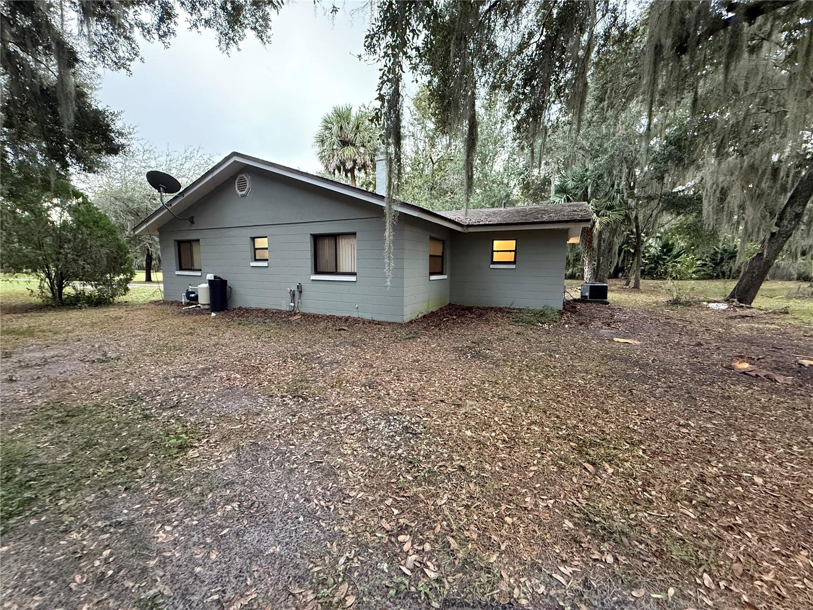 Image 13 of 16 For 2201 Granada Boulevard 1