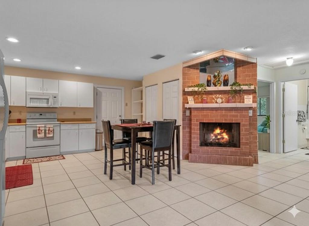 Image 2 of 16 For 2201 Granada Boulevard 1