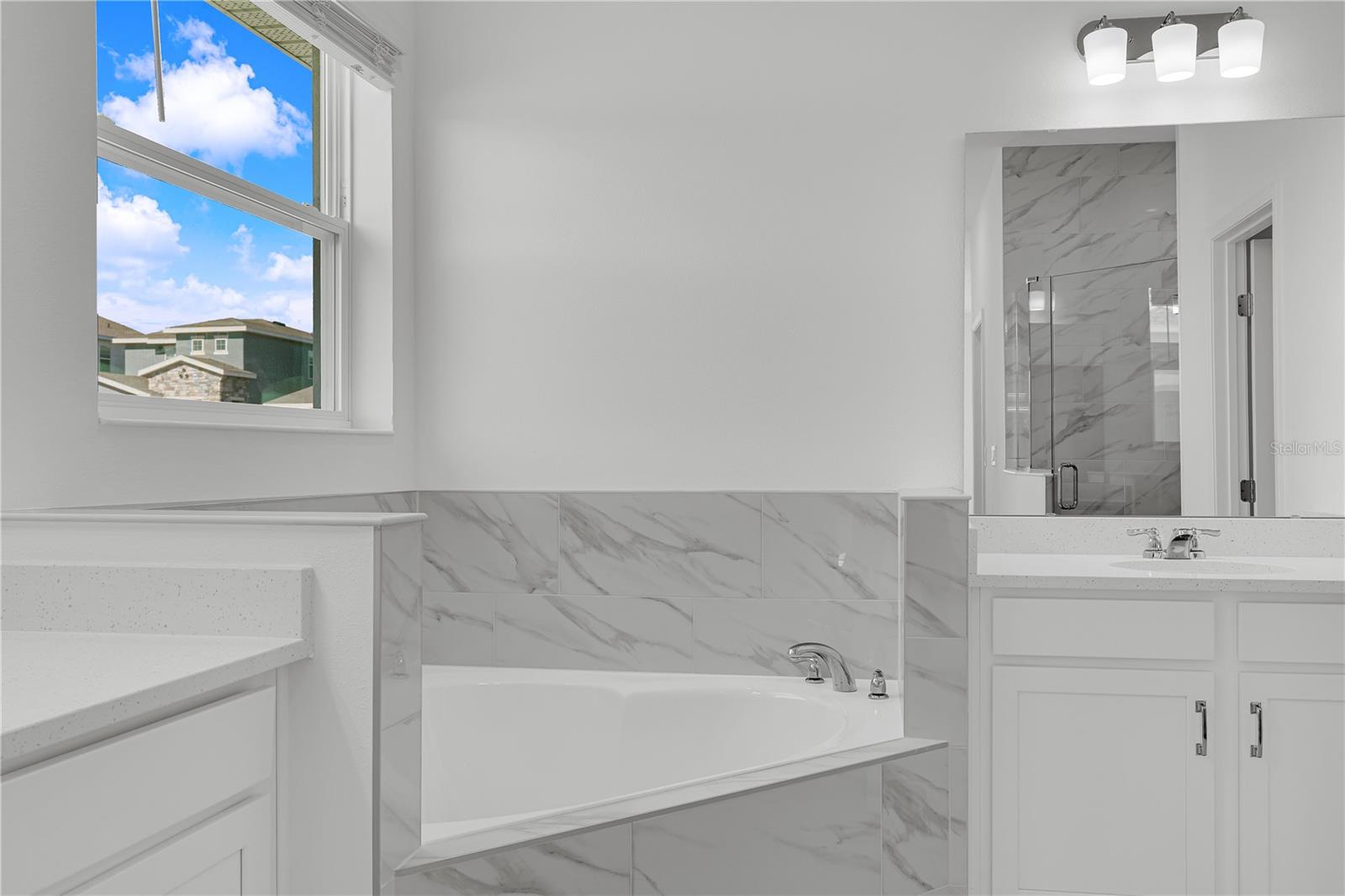 Image 14 of 27 For 2137 Sunshine Peak Dr