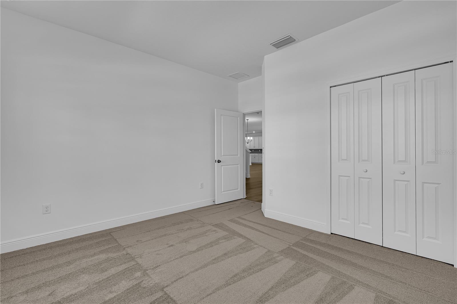 Image 19 of 27 For 2137 Sunshine Peak Dr