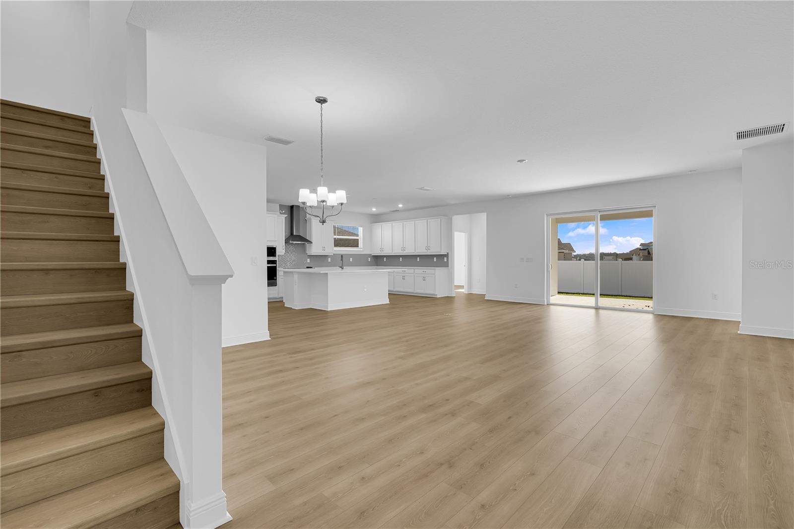 Image 3 of 27 For 2137 Sunshine Peak Dr