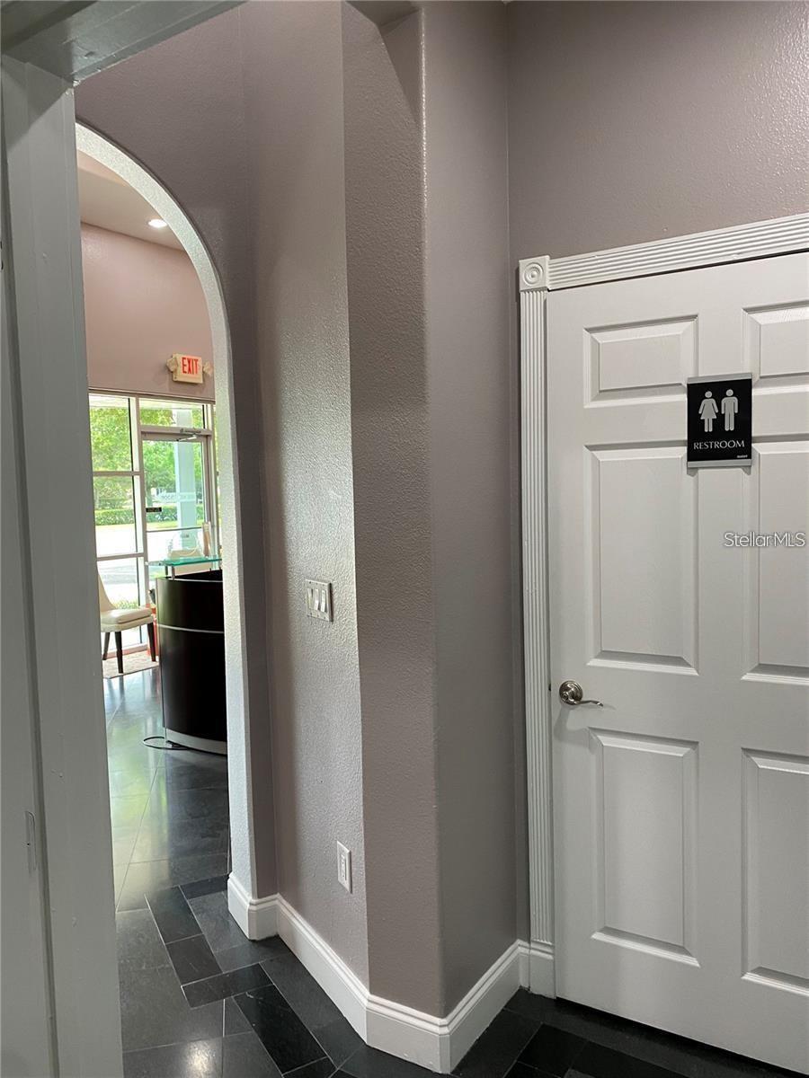 Image 30 of 40 For 8810 Commodity Circle 27