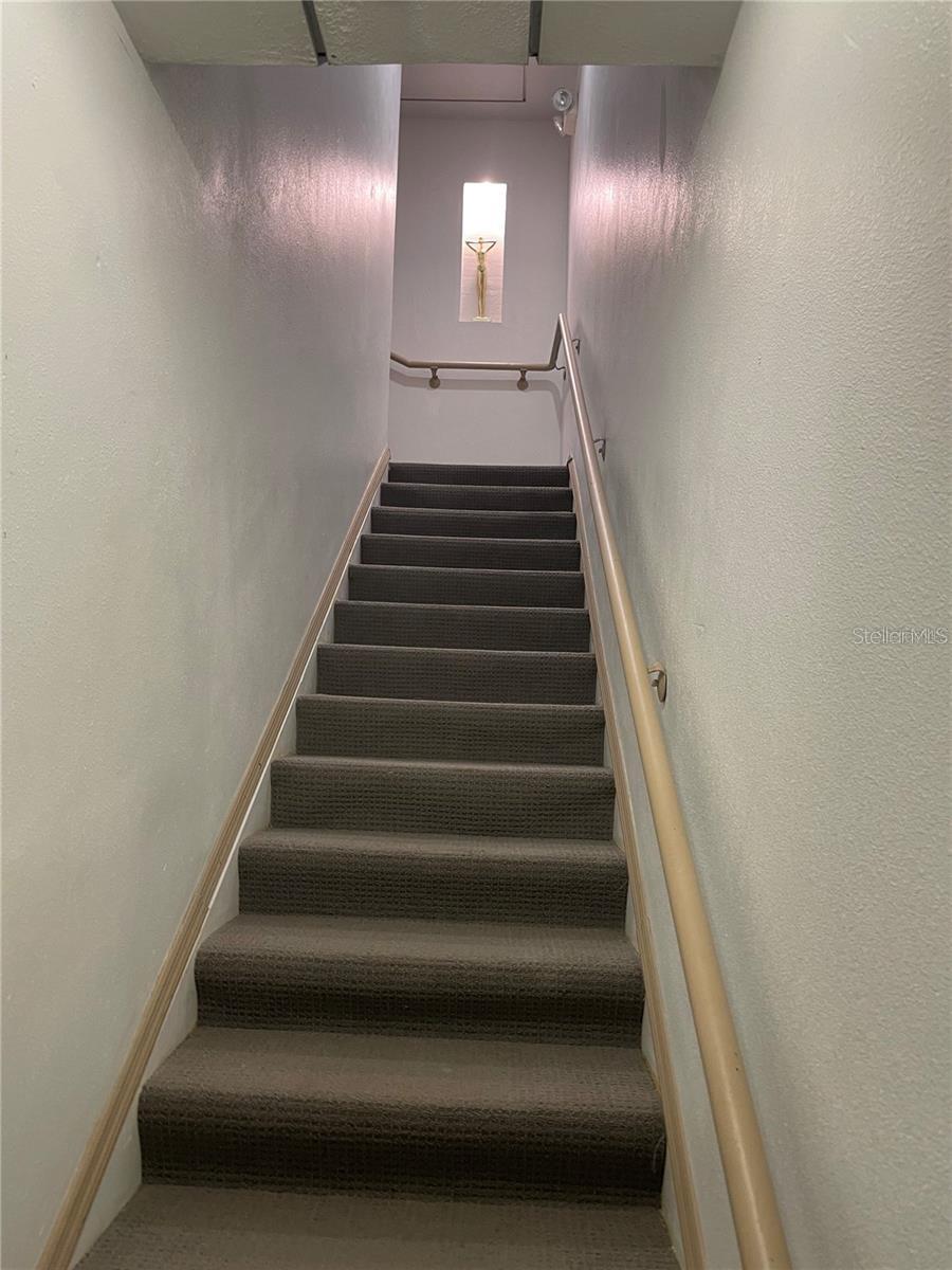 Image 38 of 40 For 8810 Commodity Circle 27