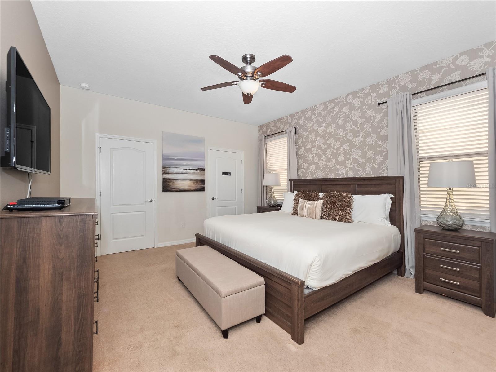 Image 31 of 43 For 8825 Rhodes Street