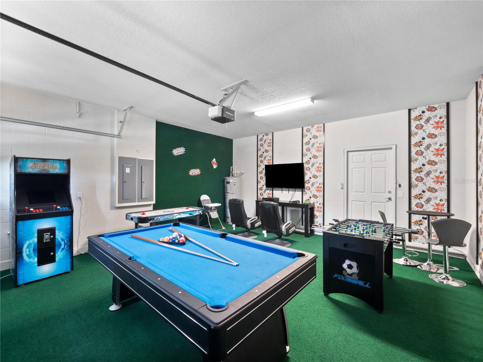 Image 34 of 43 For 8825 Rhodes Street