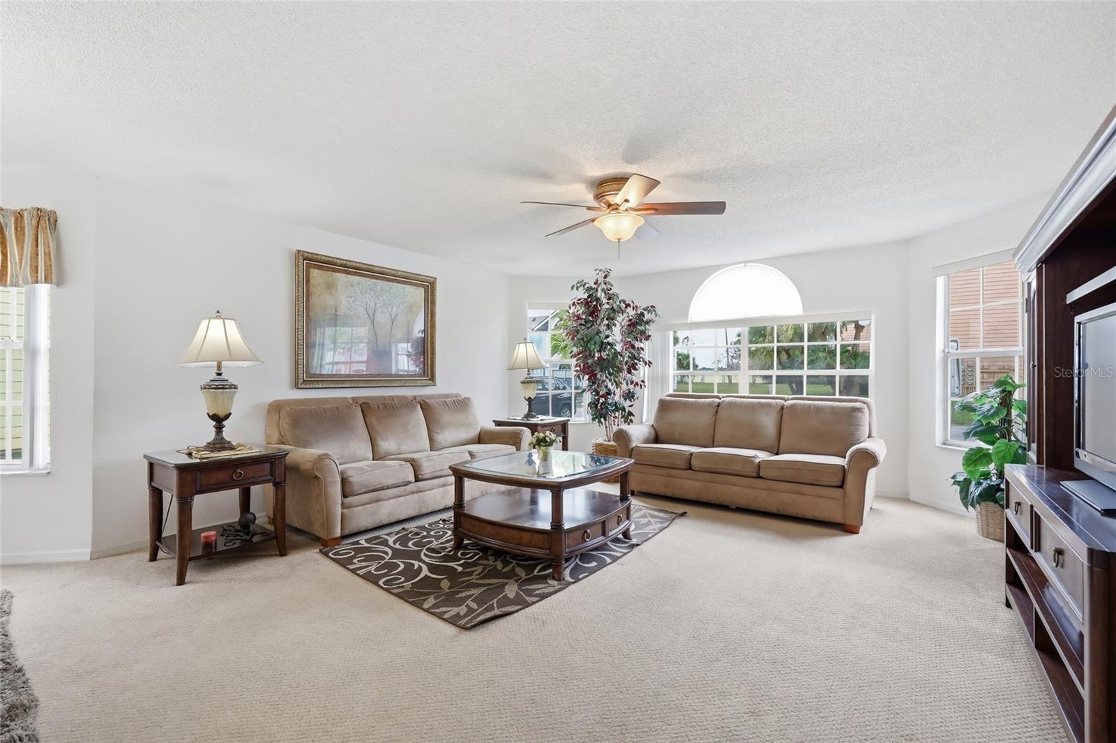 Image 14 of 35 For 2031 Royal Bay Boulevard 71