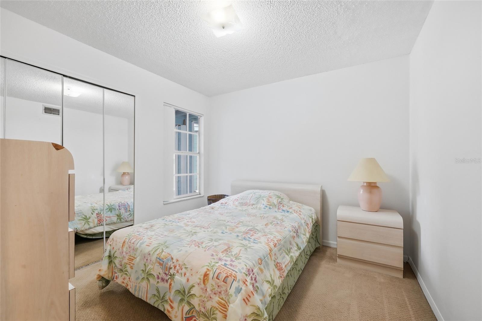 Image 33 of 35 For 2031 Royal Bay Boulevard 71