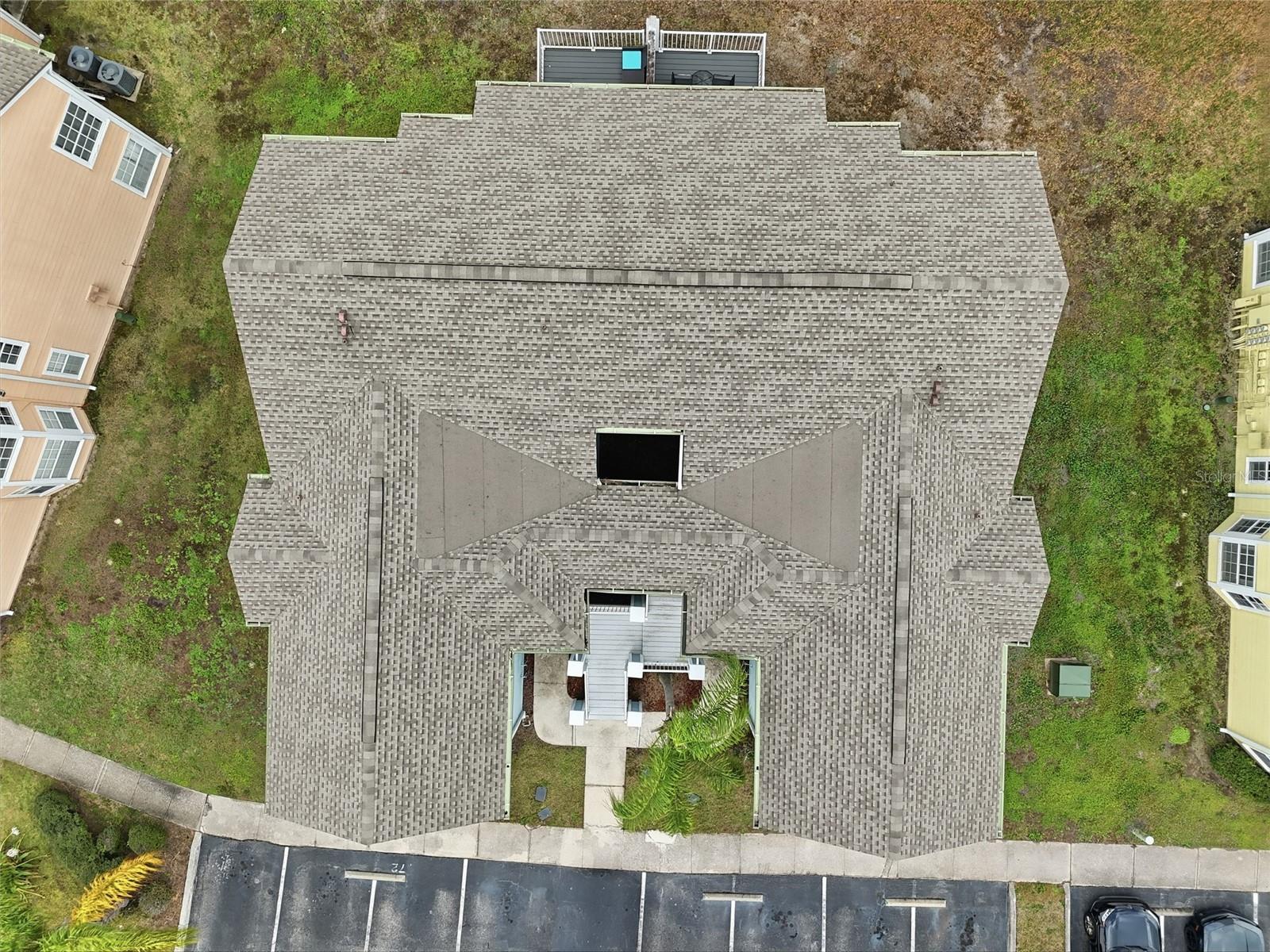 Image 9 of 35 For 2031 Royal Bay Boulevard 71