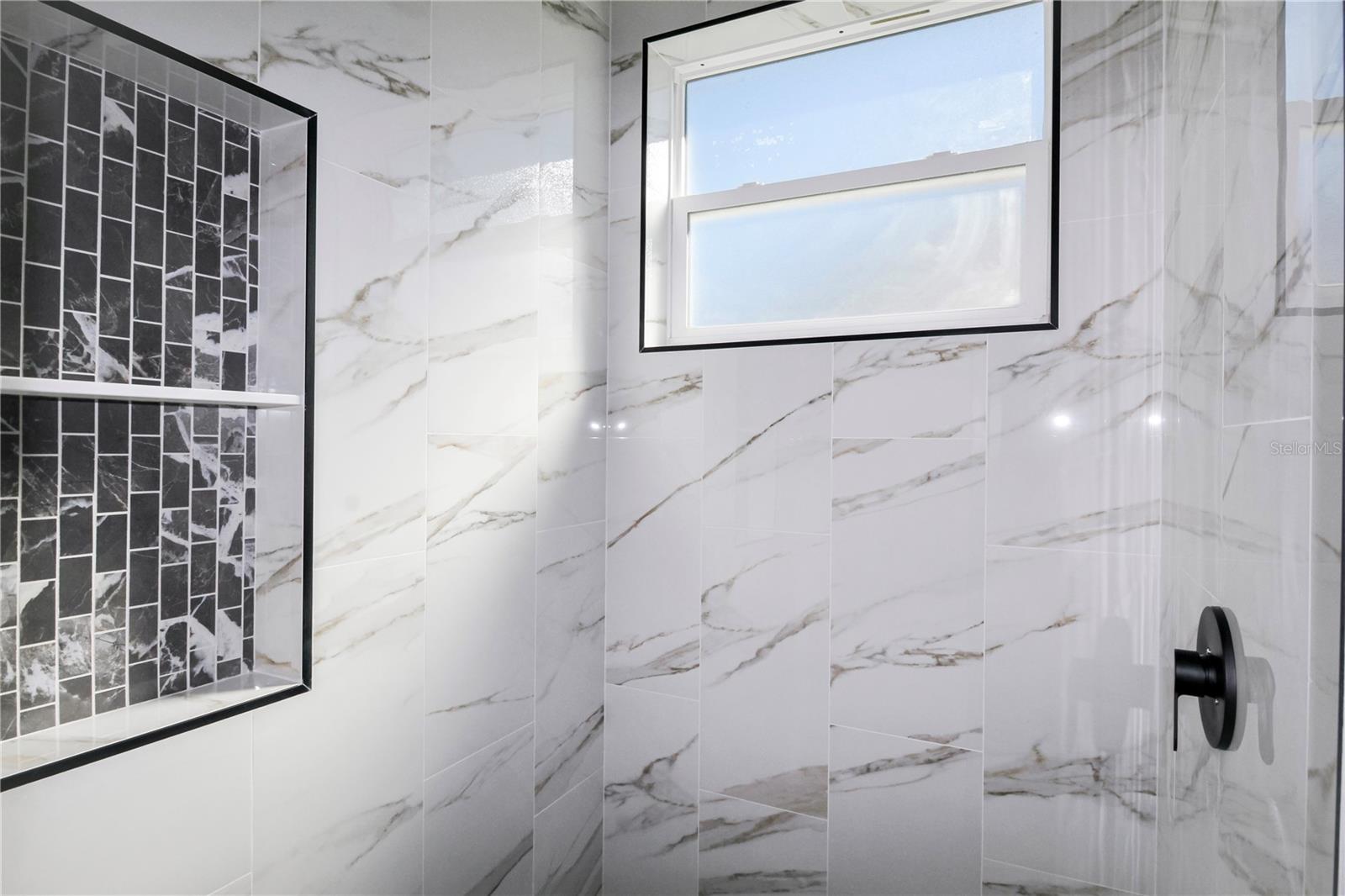 Image 25 of 47 For 3915 El Rado Avenue