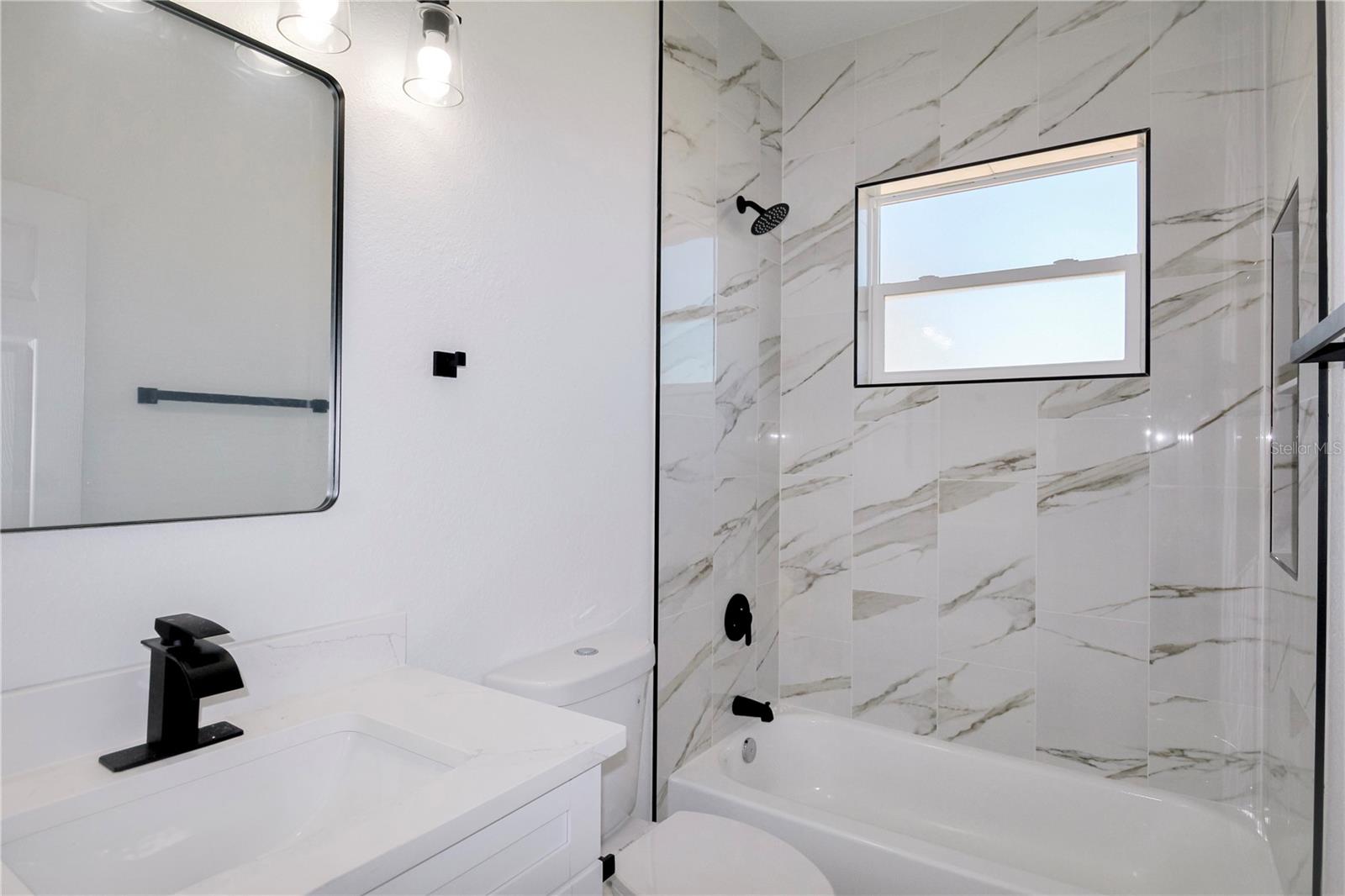 Image 34 of 47 For 3915 El Rado Avenue