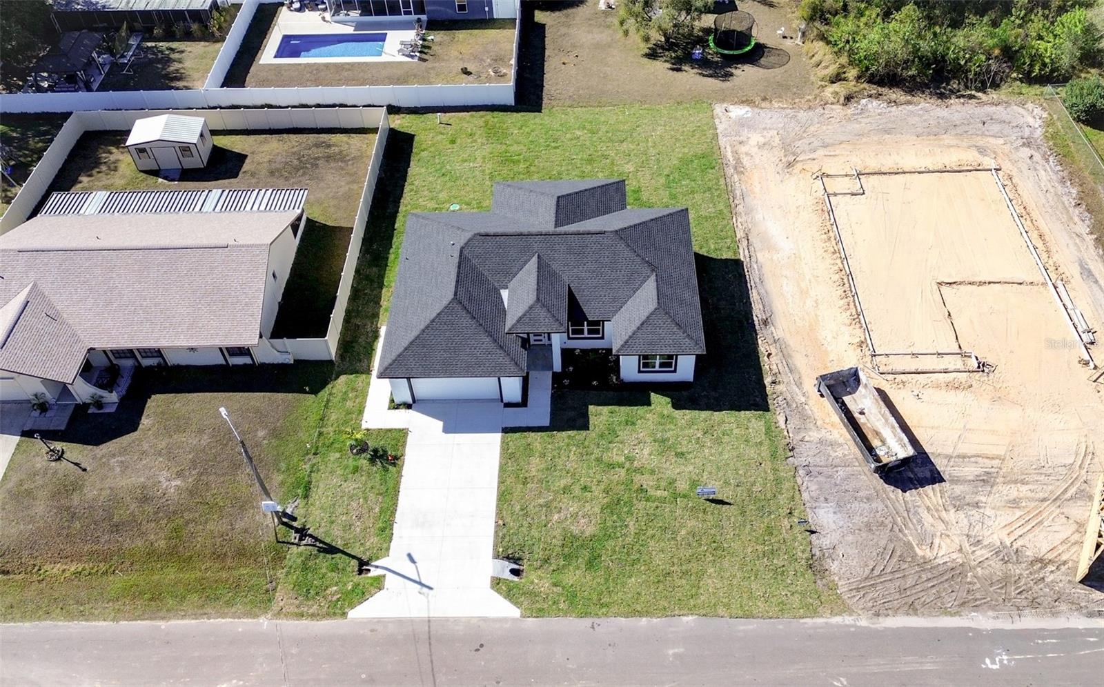 Image 4 of 47 For 3915 El Rado Avenue