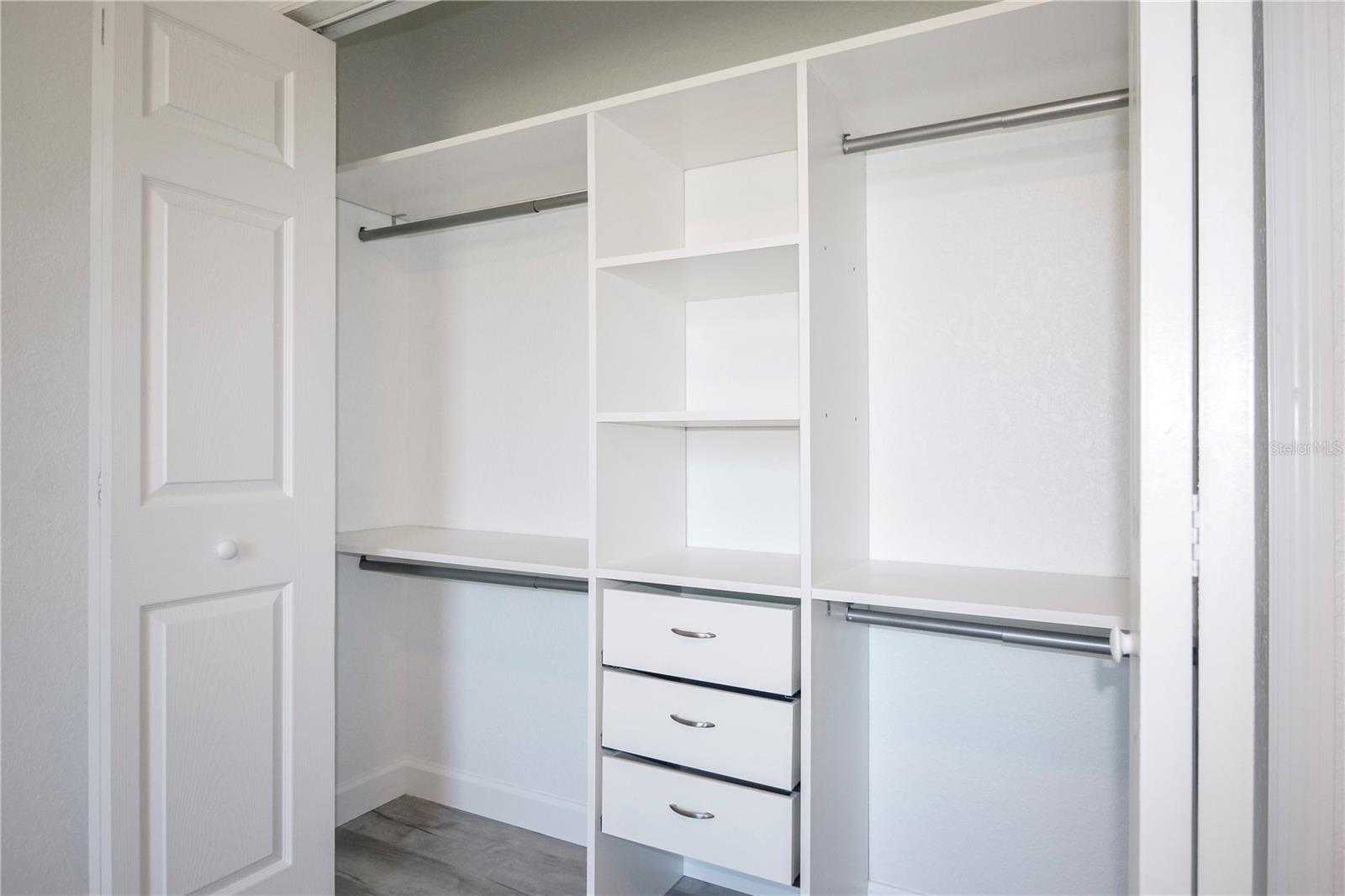 Image 40 of 47 For 3915 El Rado Avenue