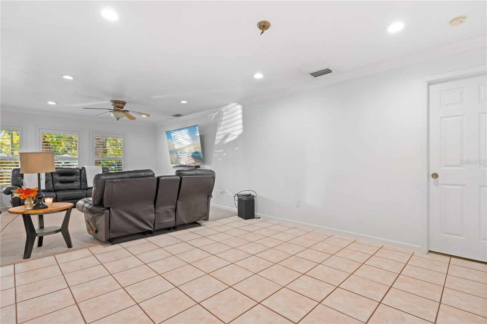 Image 13 of 64 For 619 29th Street E