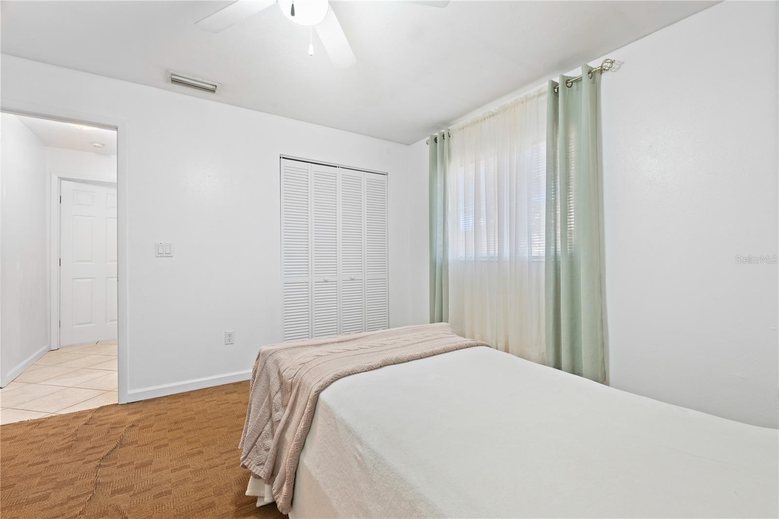 Image 26 of 64 For 619 29th Street E