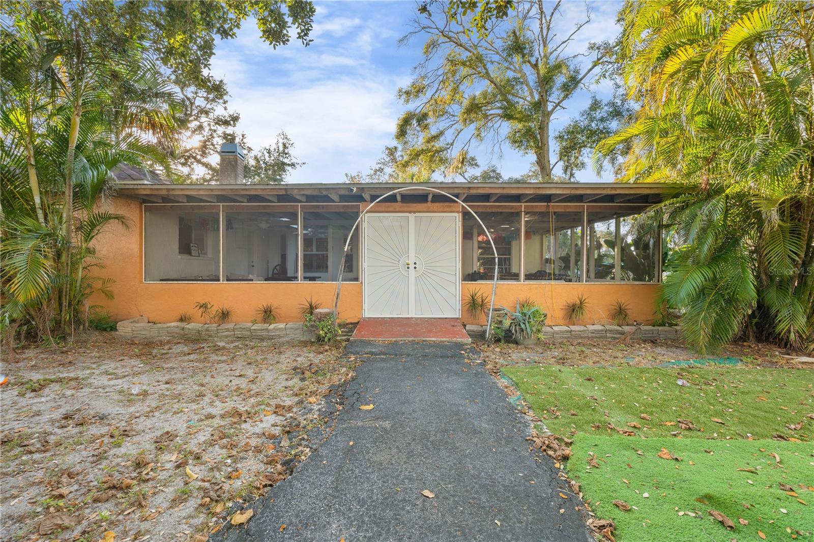 Image 31 of 64 For 619 29th Street E