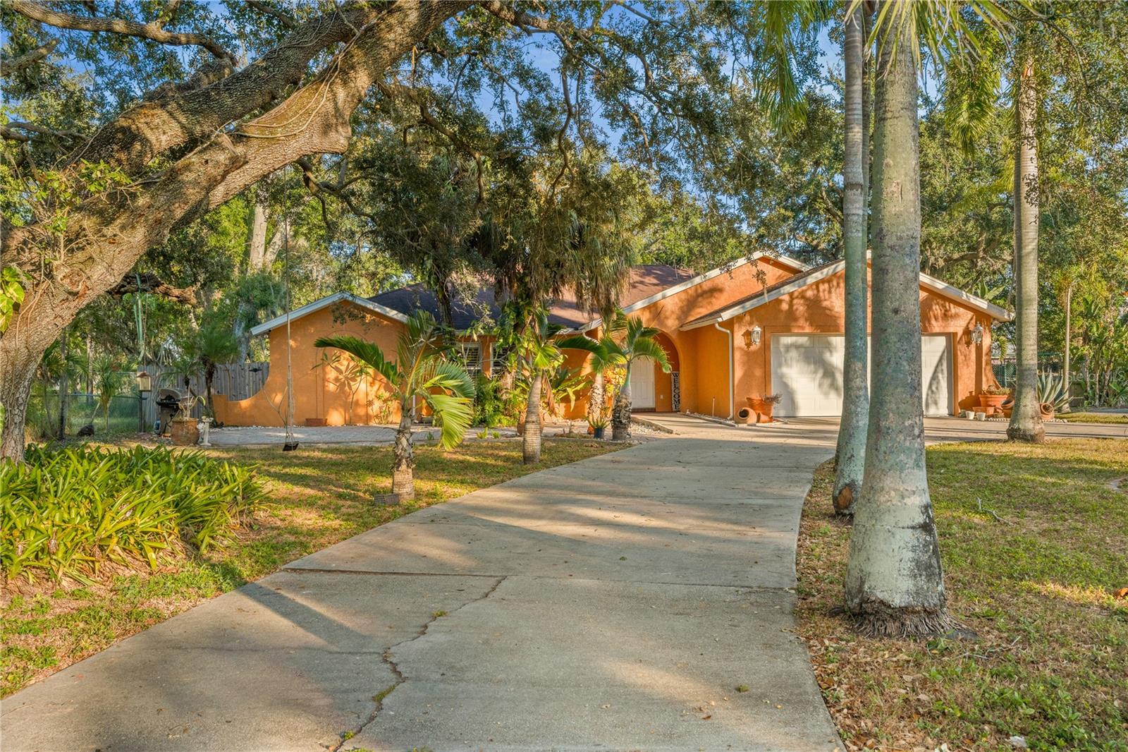 Image 5 of 64 For 619 29th Street E