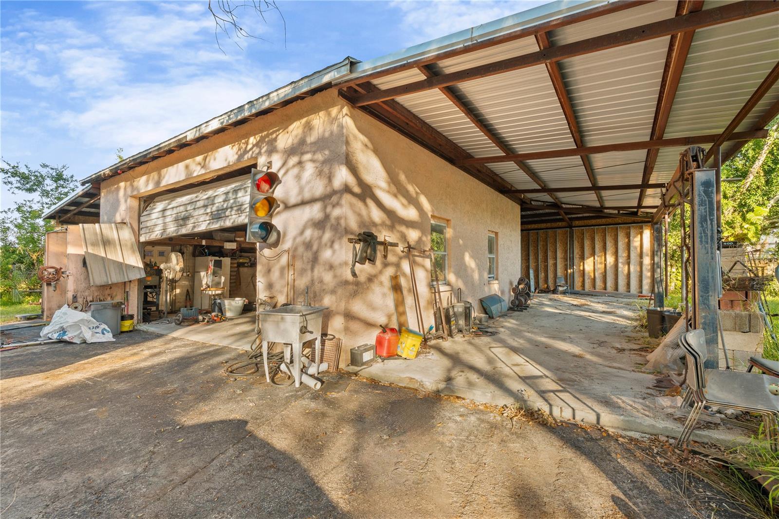 Image 54 of 64 For 619 29th Street E