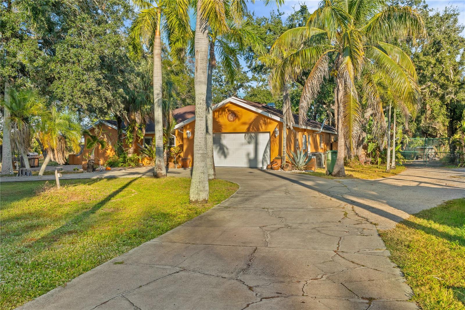 Image 8 of 64 For 619 29th Street E