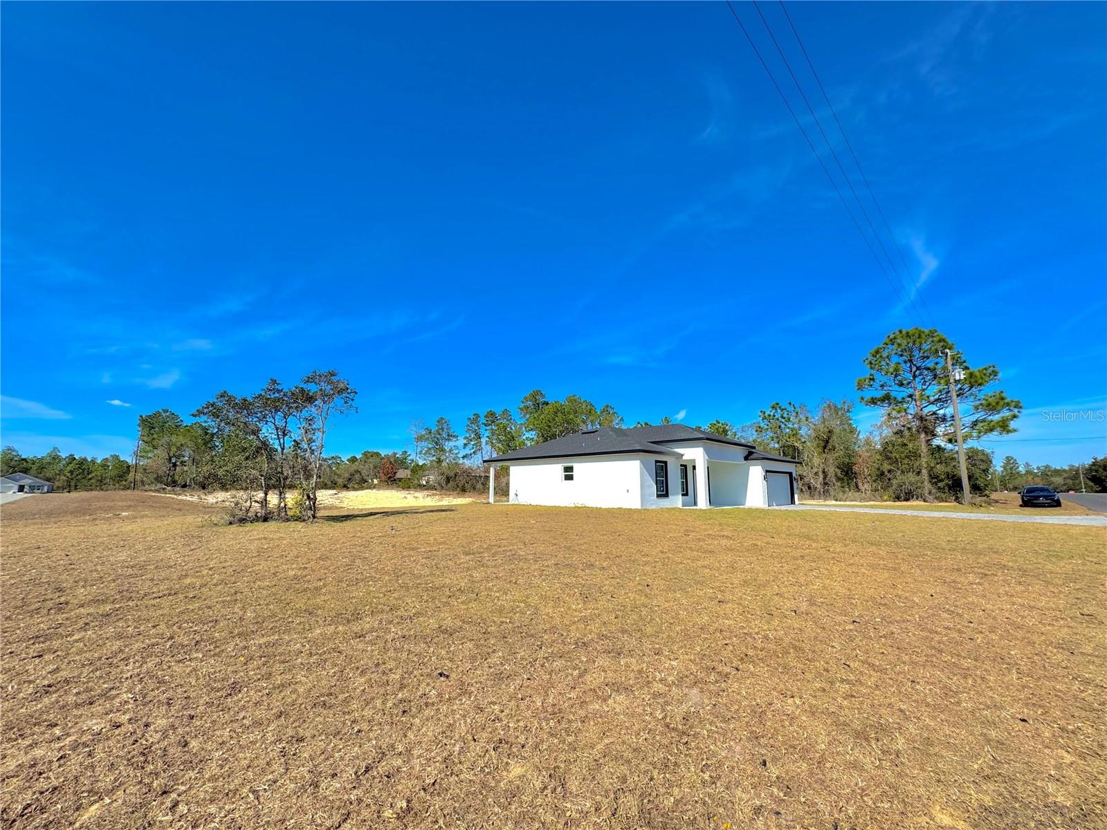 Image 7 of 35 For 2854 Arbutus Drive