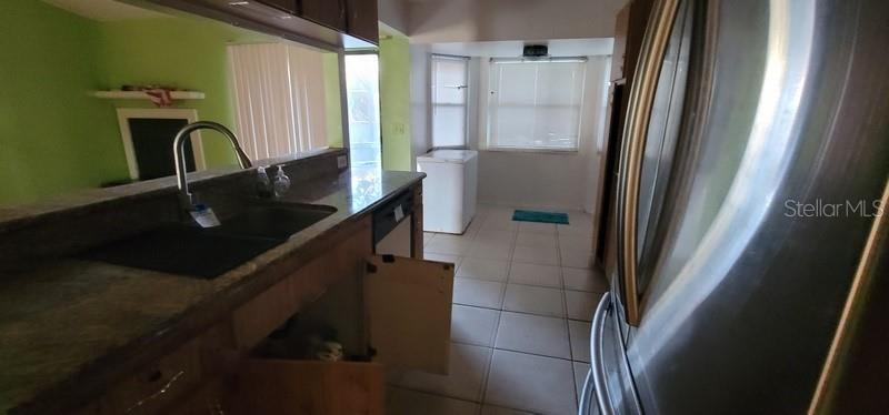 Image 16 of 26 For 20733 Melville Street