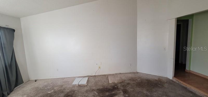 Image 2 of 26 For 20733 Melville Street