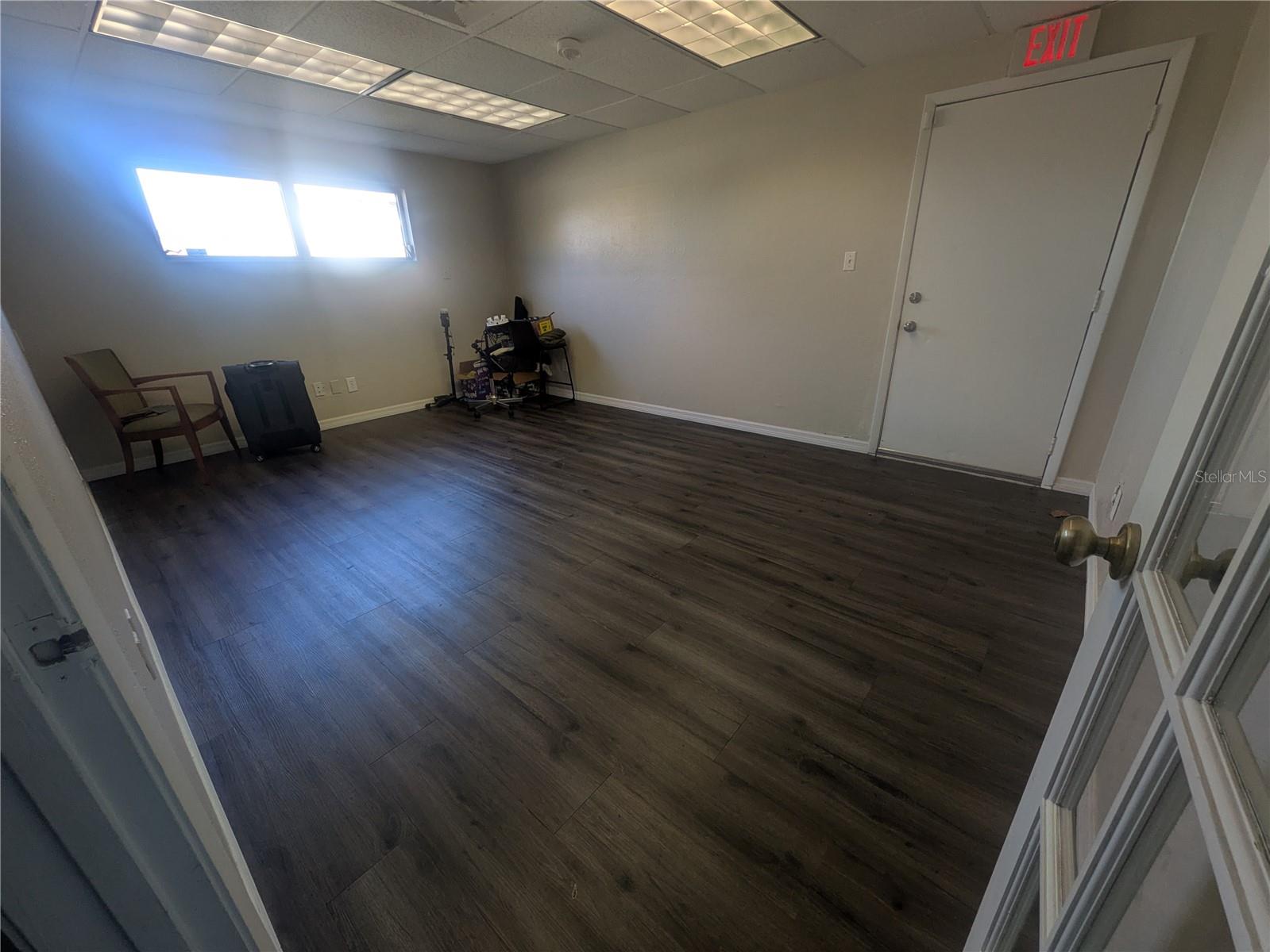 Image 10 of 13 For 100 Marcia Drive A