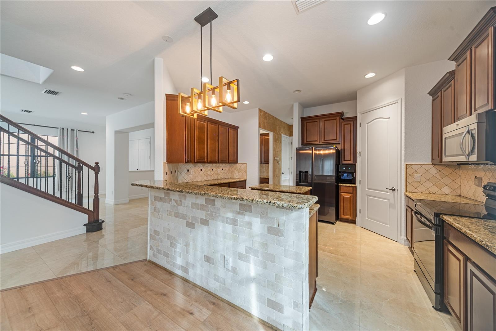 Image 13 of 54 For 10359 Henbury Street