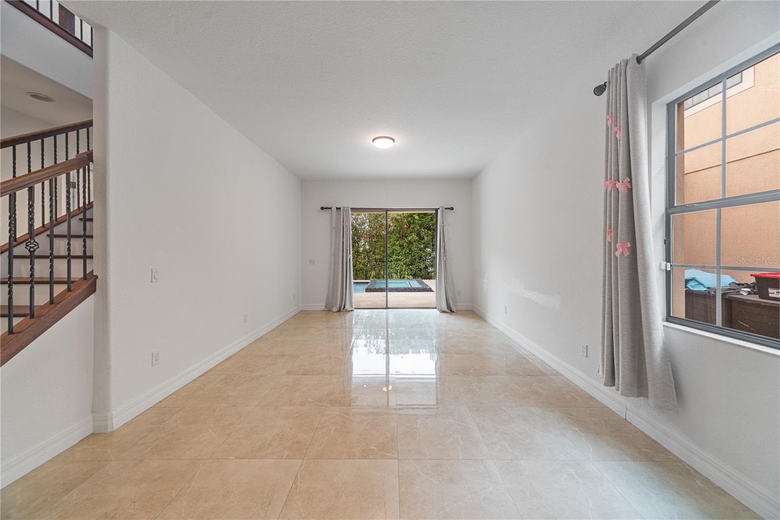 Image 17 of 54 For 10359 Henbury Street