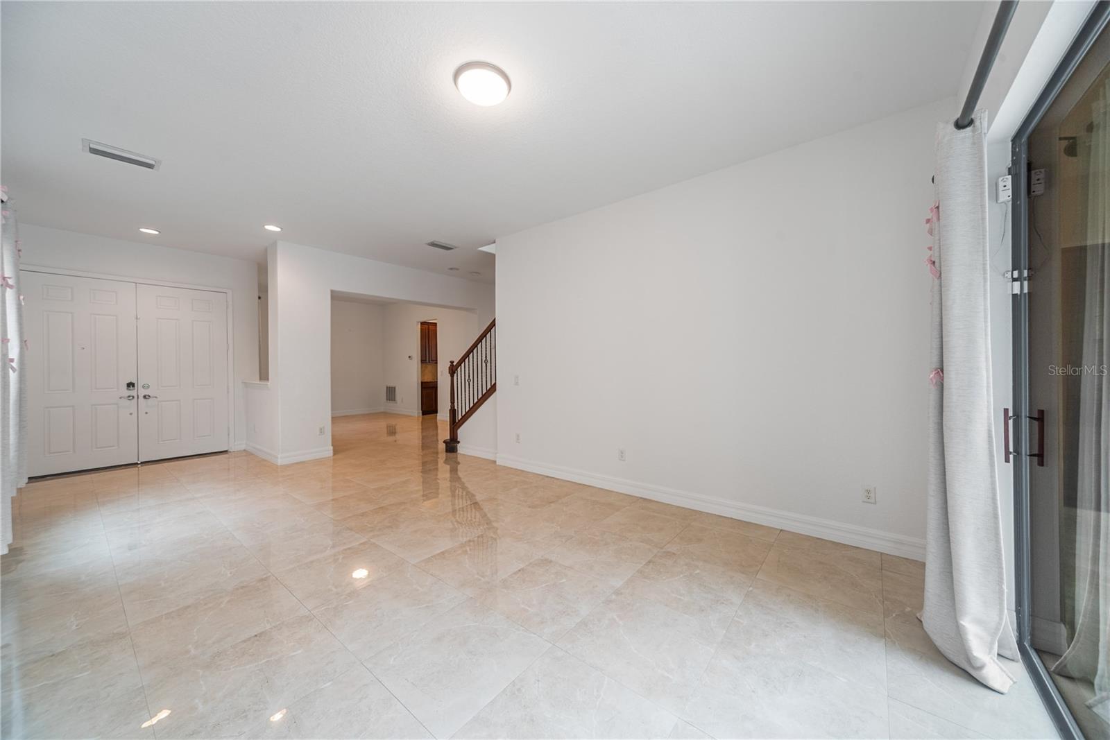 Image 37 of 54 For 10359 Henbury Street