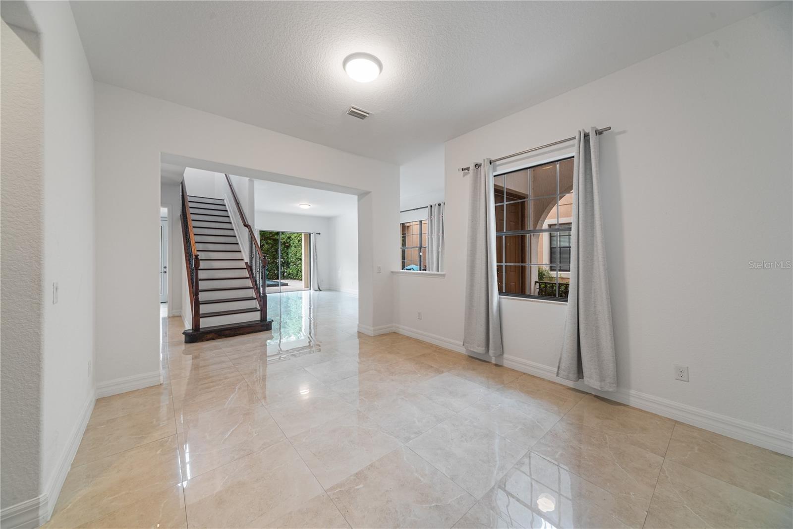 Image 8 of 54 For 10359 Henbury Street