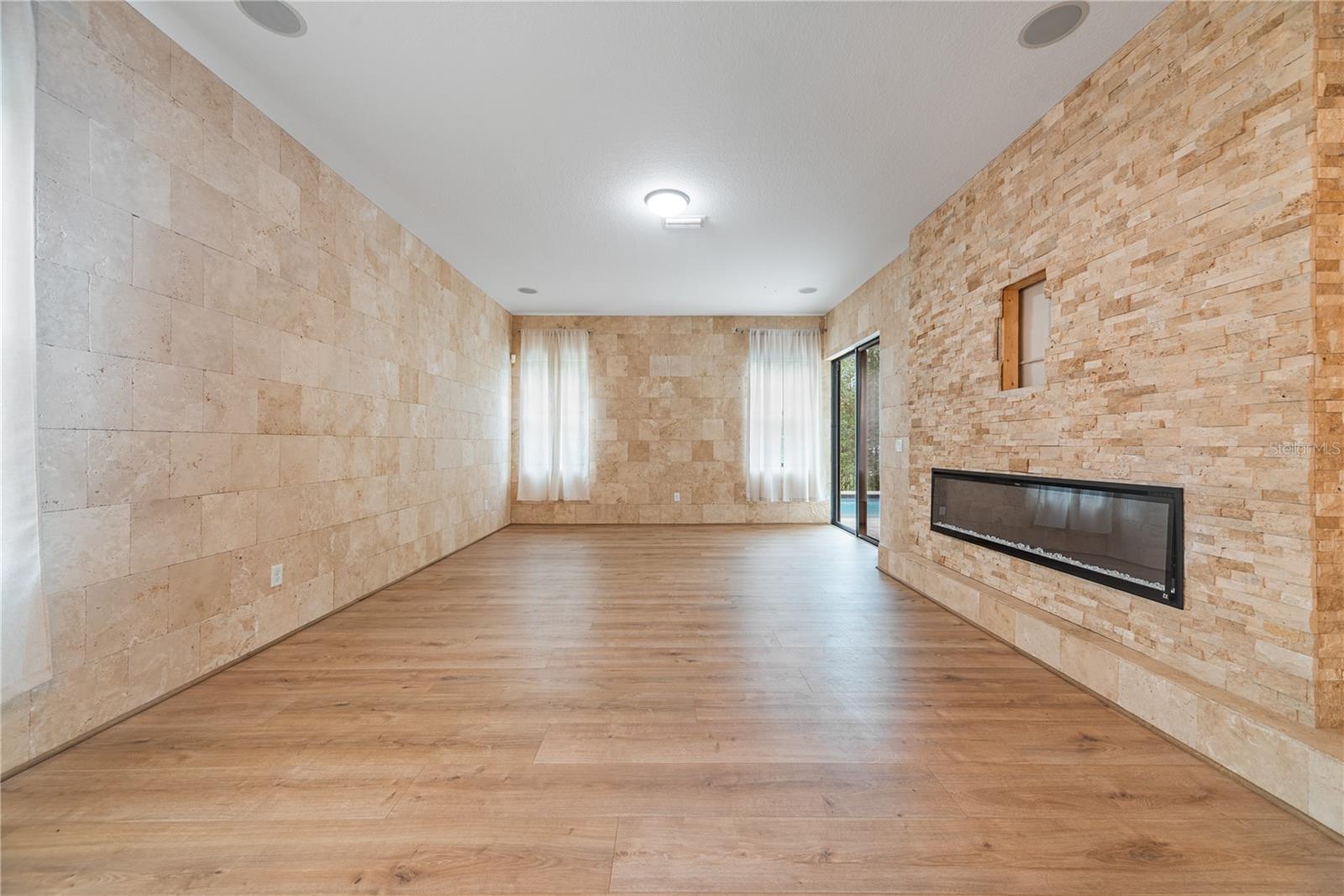 Image 9 of 54 For 10359 Henbury Street